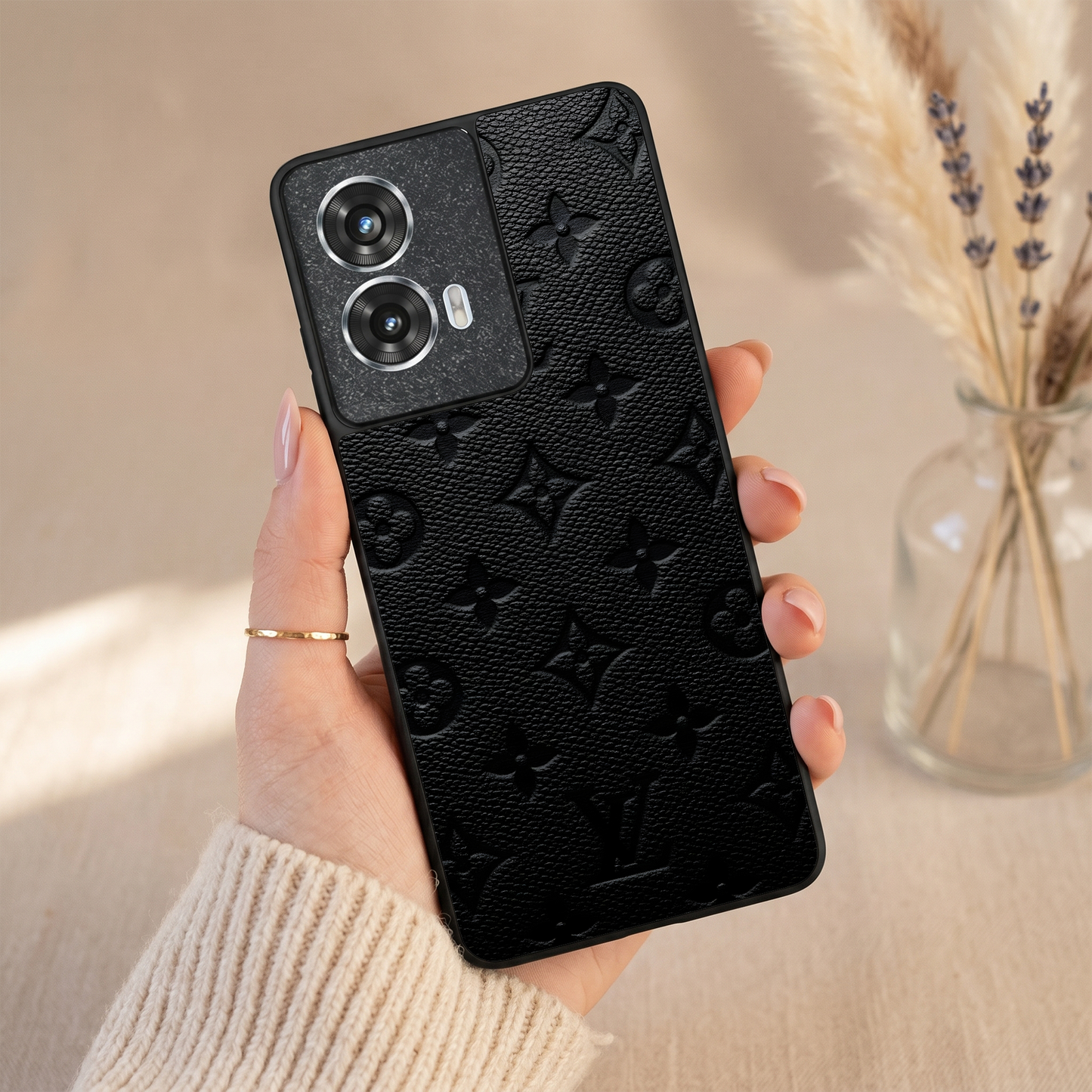 Luxe Leather Metal Back Case for Moto G85