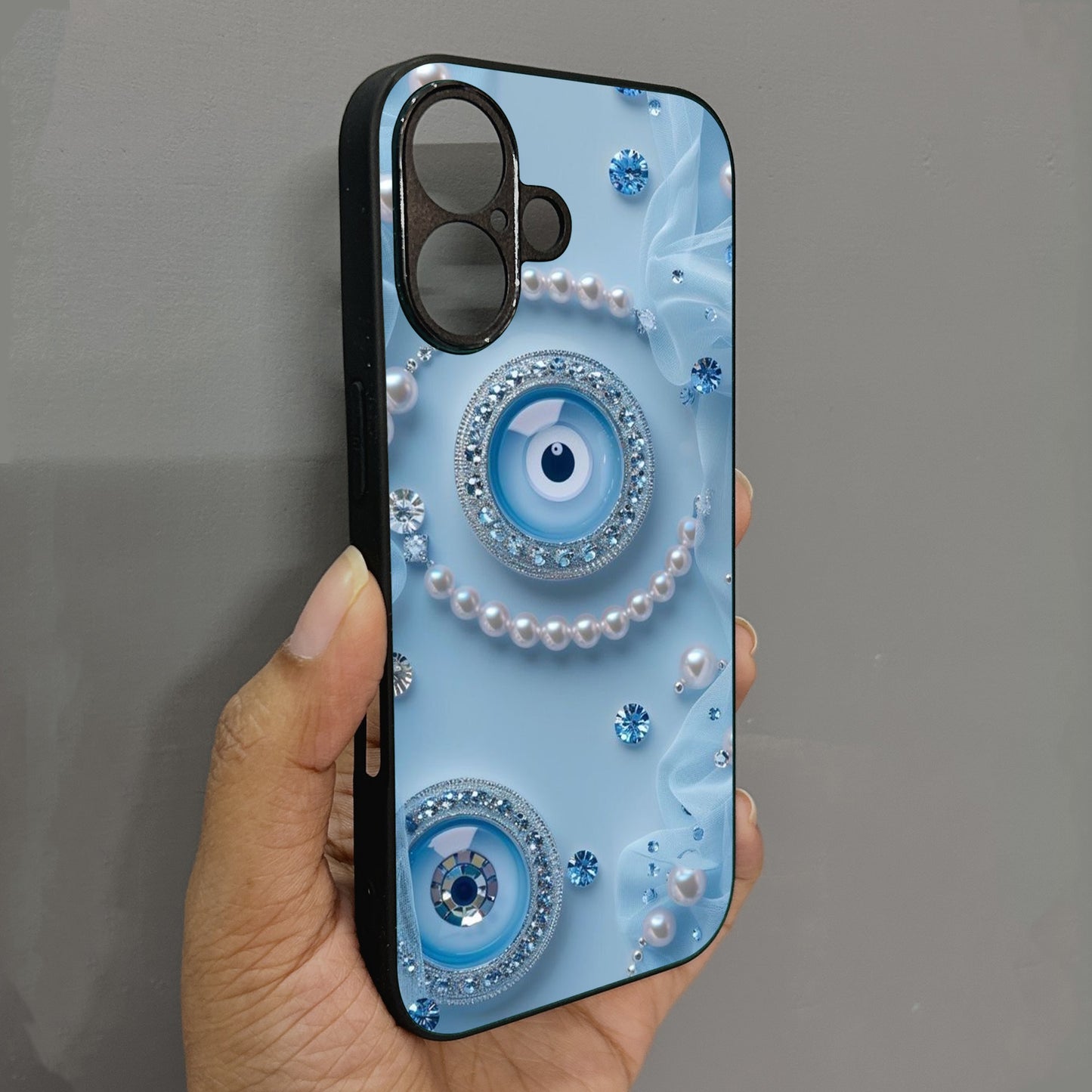 Pearl Amulet Metal Back Case for Apple Iphone 16